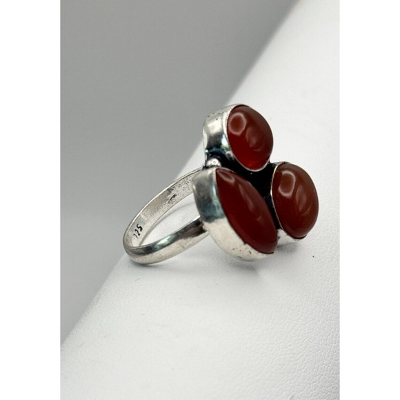 Carnelian Garnet 3 Stone Ring .925 Stone Ring Sz 8 - 5.83 Grams - Picture 4 of 4